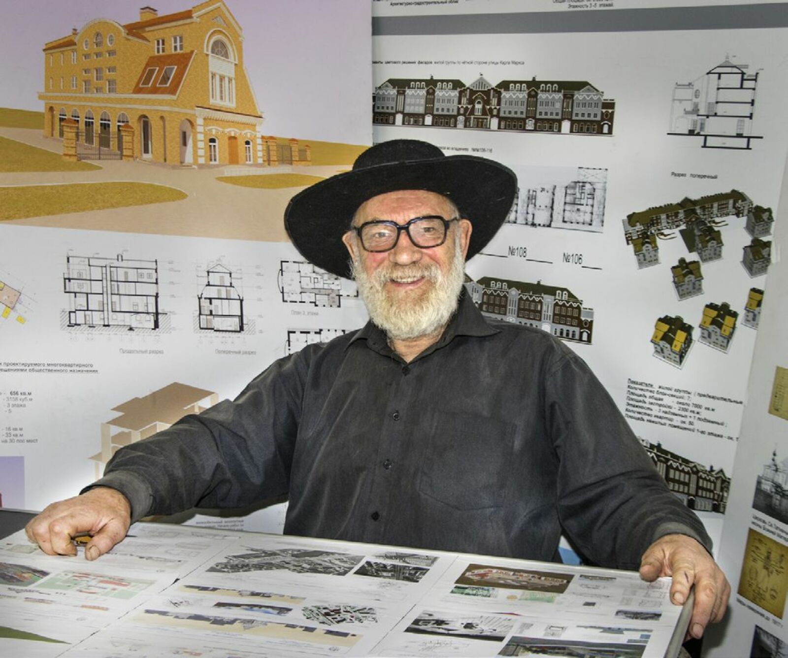 Архитектор Виктор Канаев празднует 60 лет творческой работы