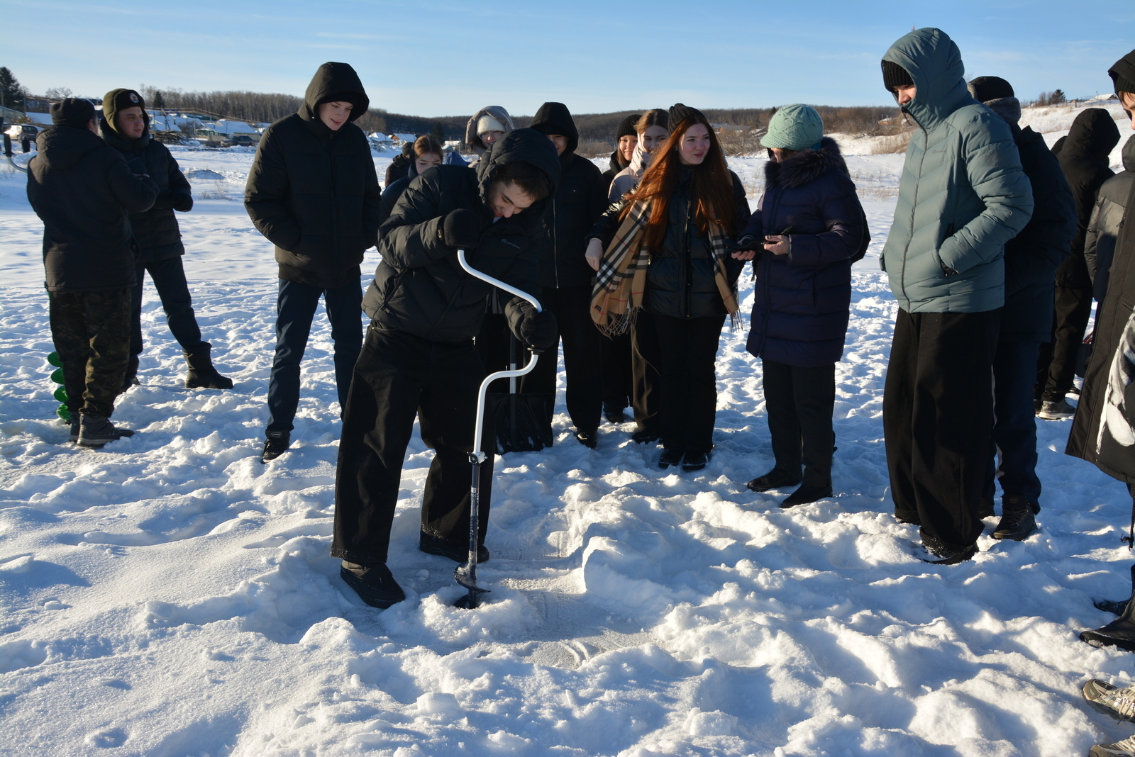 Школьники из Башкирии спасли озера от замора