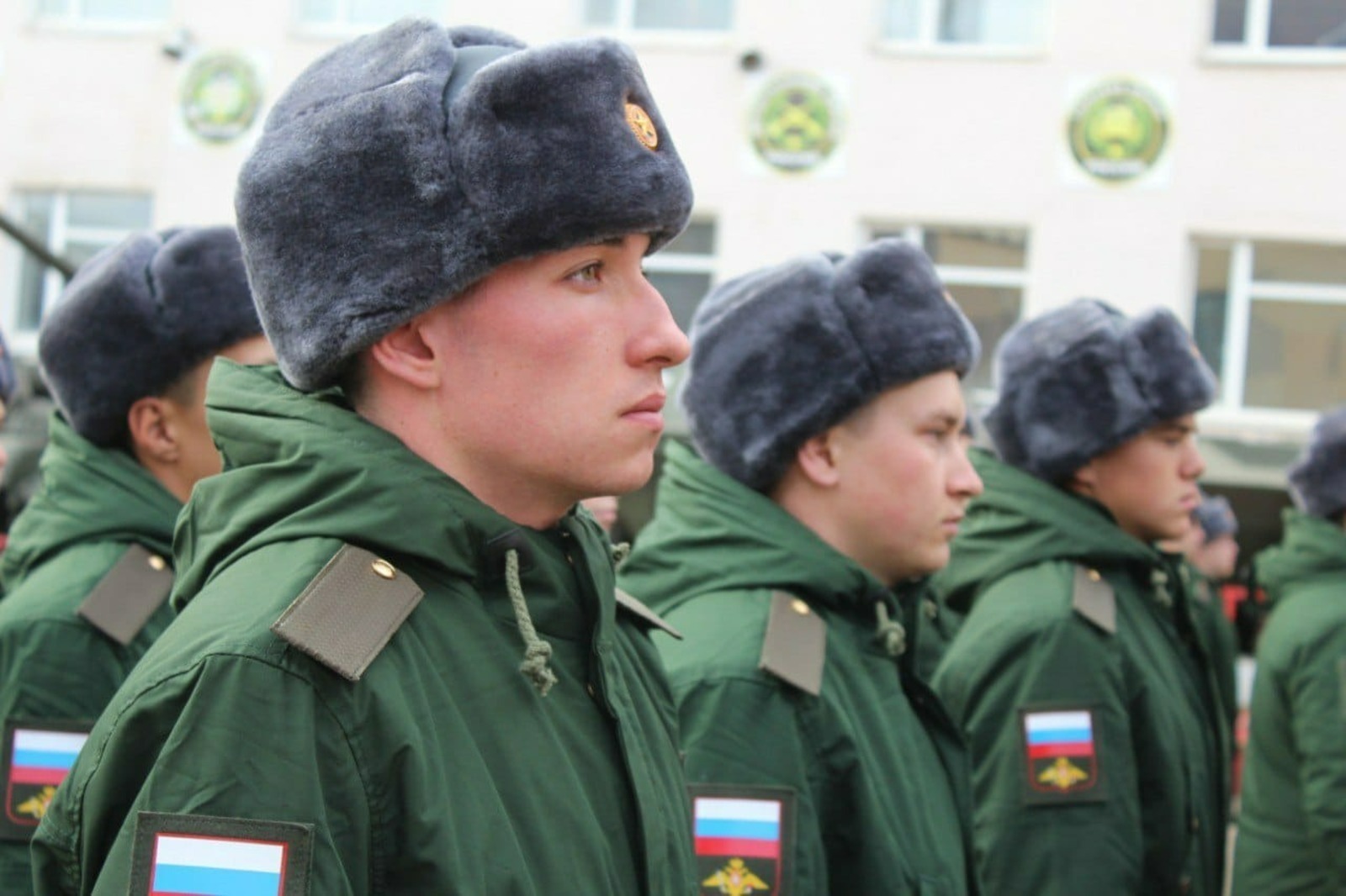 Президент России дал ряд поручений по организации призыва на военную службу