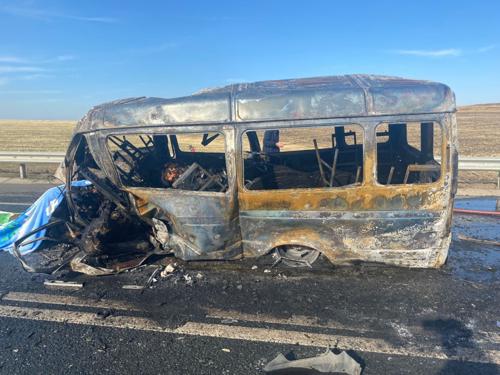 Люди сгорели заживо: на трассе в районе Салавата в ДТП в пассажирской «ГАЗели» погибли четыре человека