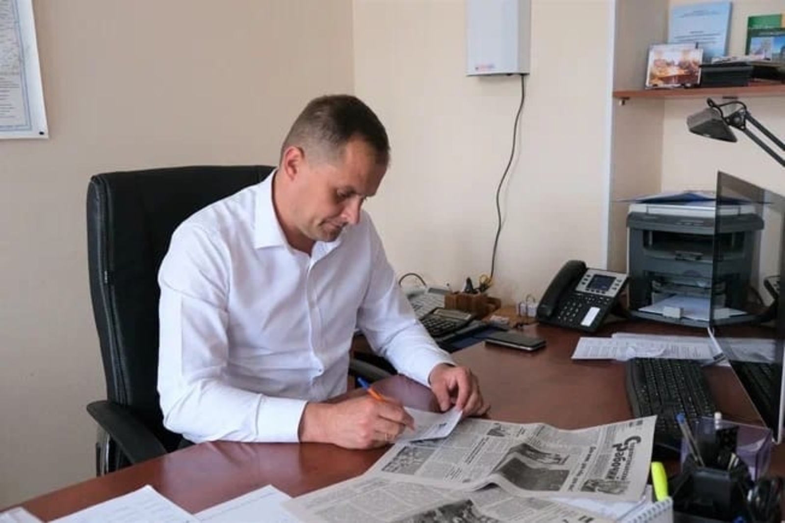 Заместитель главы администрации города Стерлитамака Павел Шорохов - участник акции "Добрая подписка"