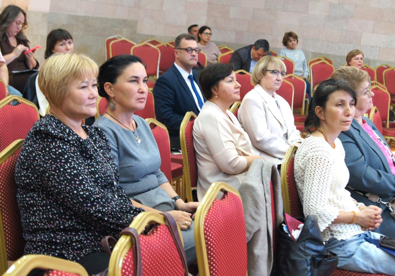 Те, кто борется за наше здоровье, должны сами быть здоровы