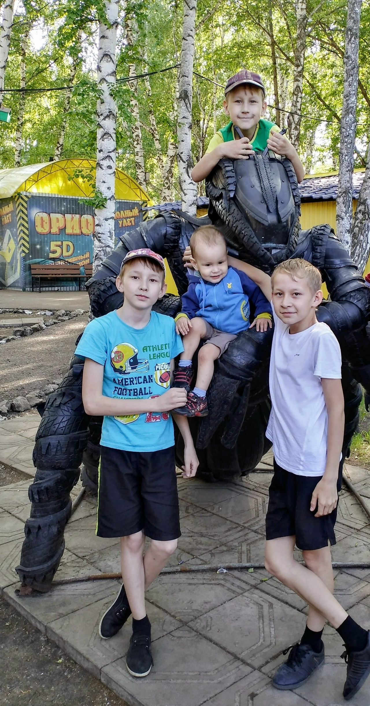 Встречаем нового участника конкурса "Мой любимый защитник" !