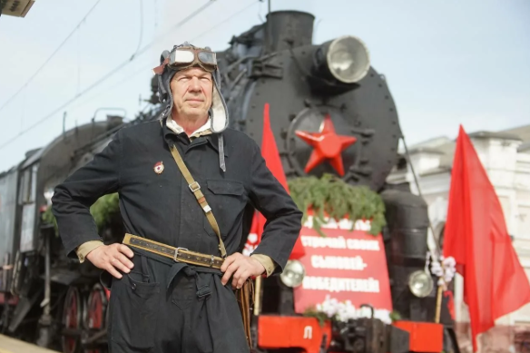 «Паровоз Победы» прибывает в Стерлитамак: ретропоезд отправился в юбилейный тур