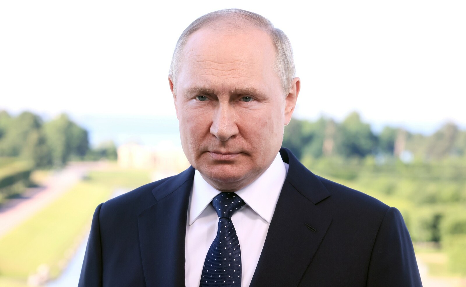 Обращение Президента РФ Владимира Путина  к участникам X Петербургского международного юридического форума