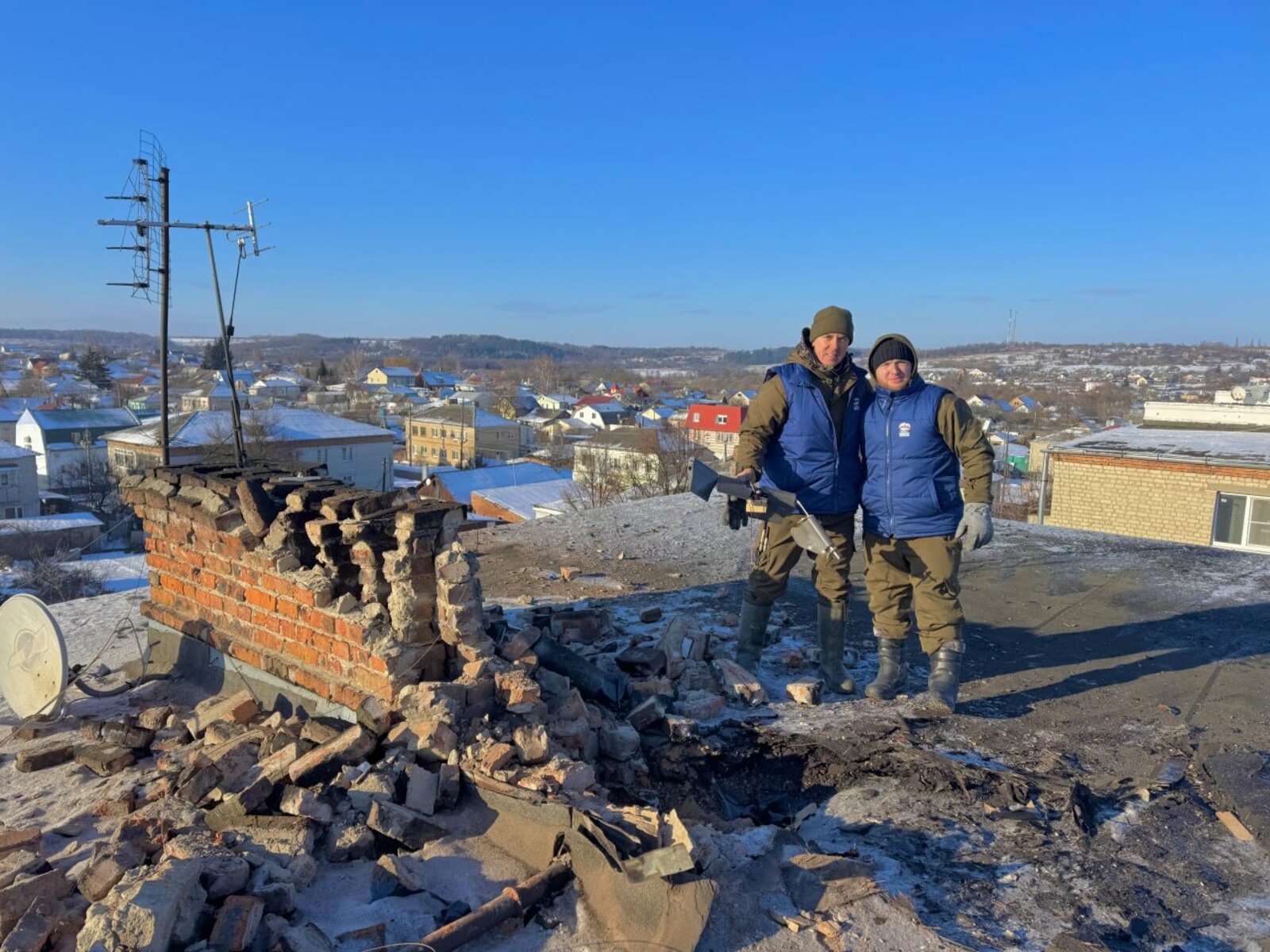 Восстанавливал дома после обстрелов ВСУ