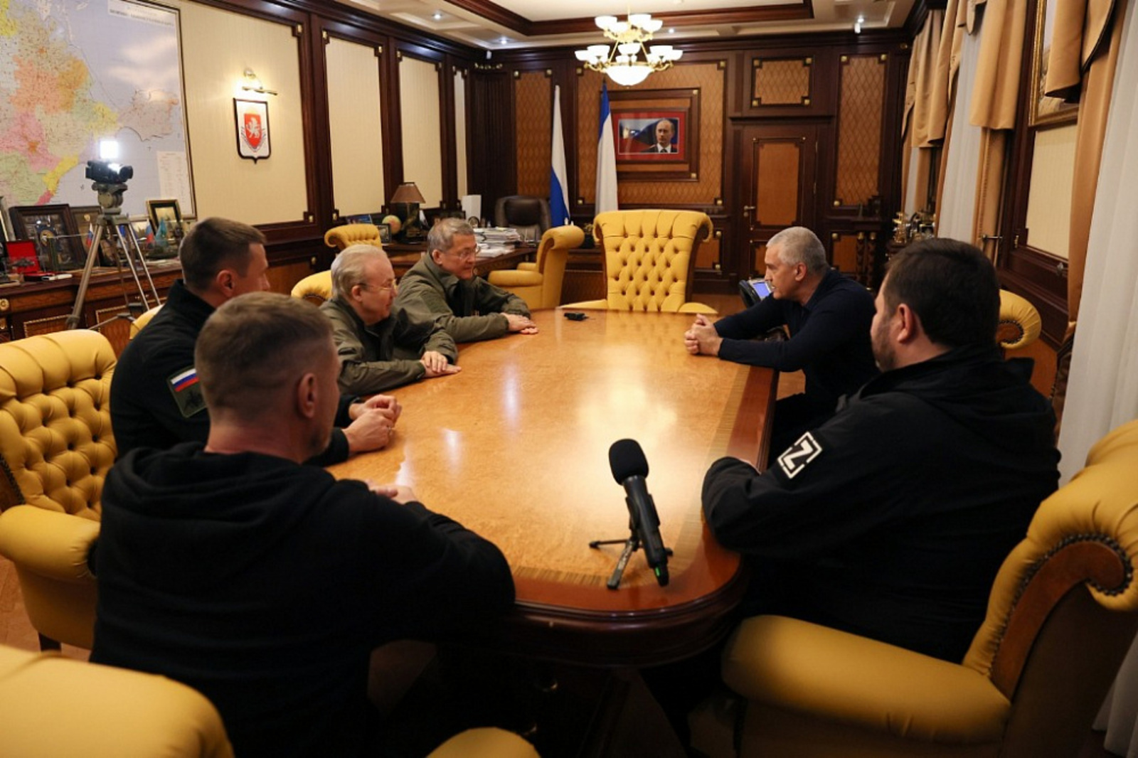 Прошла рабочая встреча с Главой Республики Крым Сергеем Аксёновым