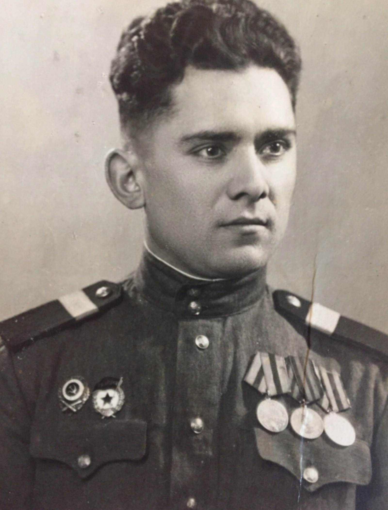 Продолжаем наш конкурс "Мой любимый защитник"