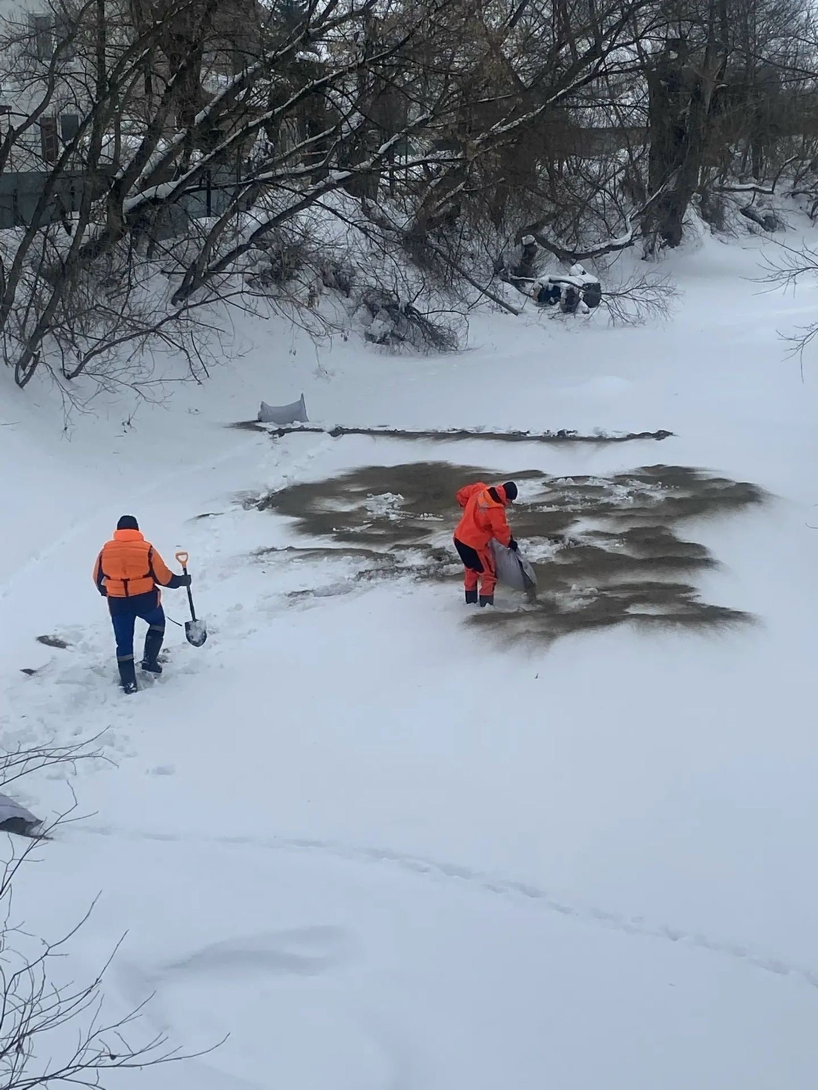 В Стерлитамаке спасатели проводят   противопаводковые мероприятия