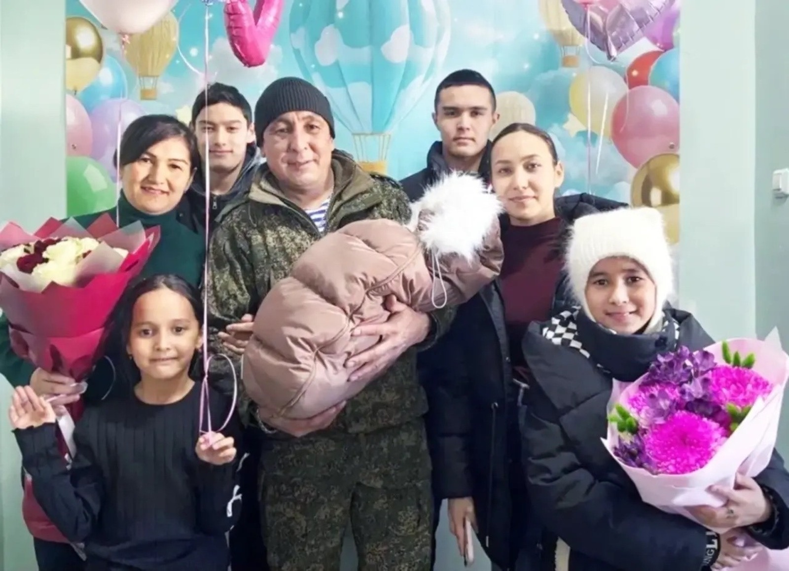 В семье бойца СВО из Башкирии родился шестой ребенок