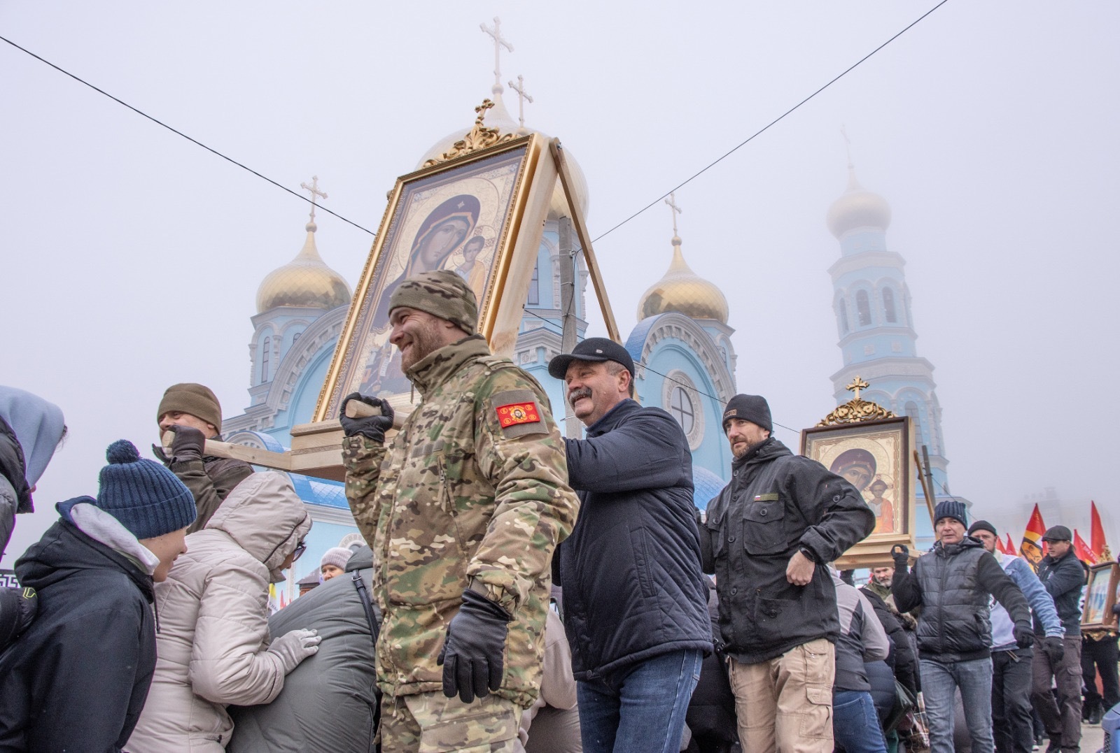 Крестный ход в Стерлитамаке в День народного единства