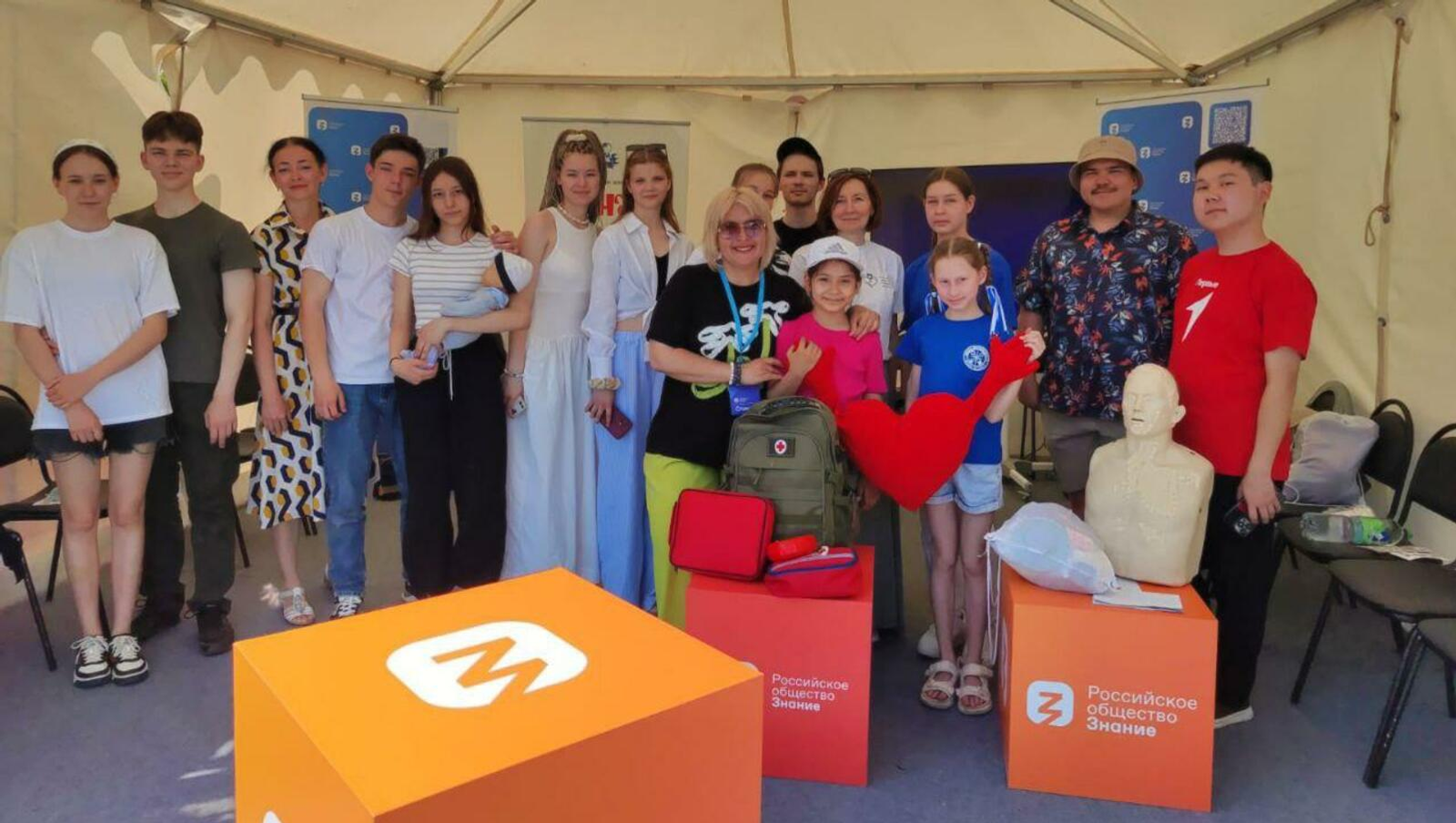 На празднике книги рассказали, как написать книгу с помощью нейросетей