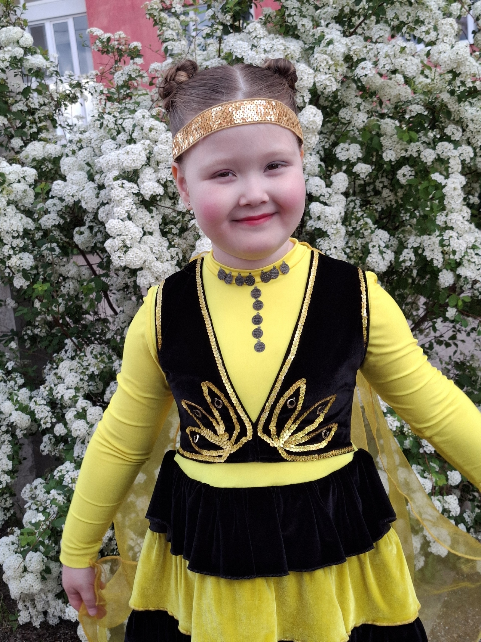 Конкурс "СР" продолжают очаровательные первоклассницы!