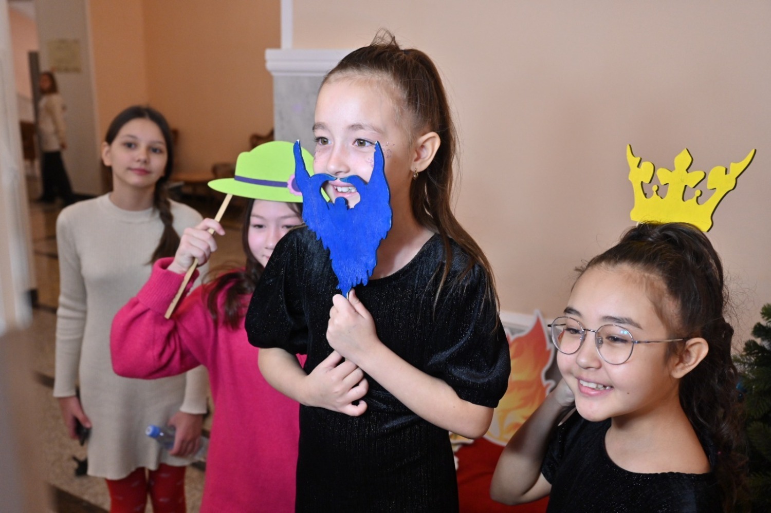 Почти 280 детей посетили Аксаковскую елку в столице Башкирии