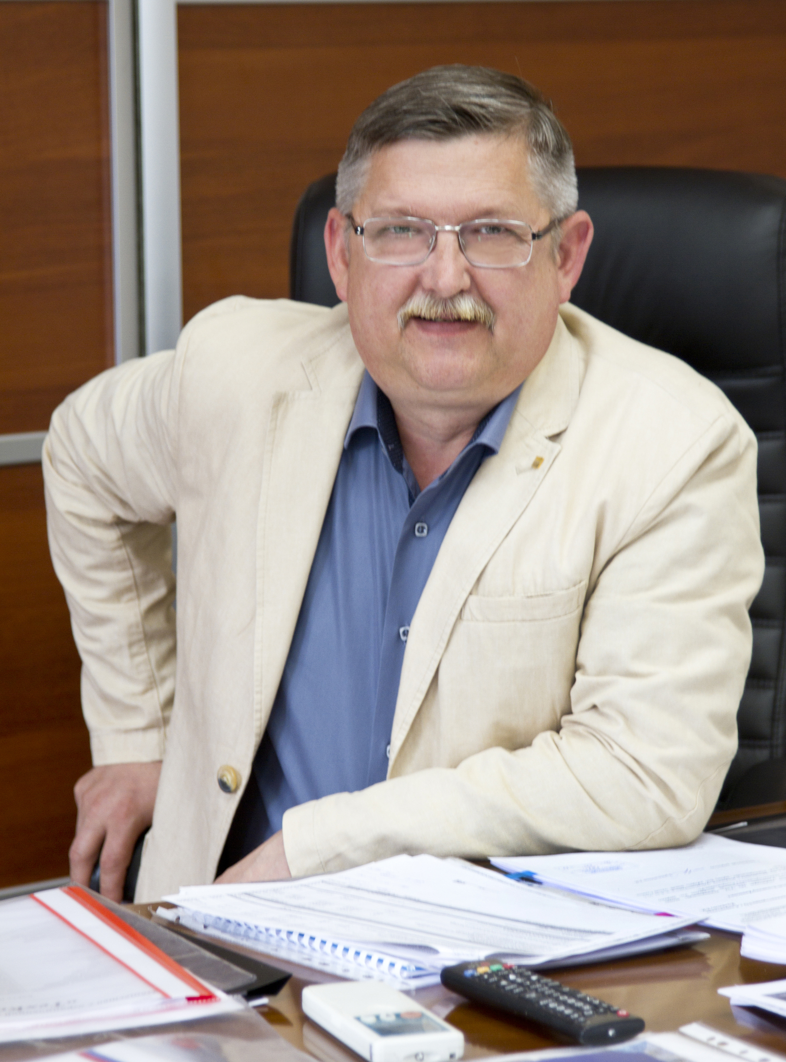 Его знал и любил весь город