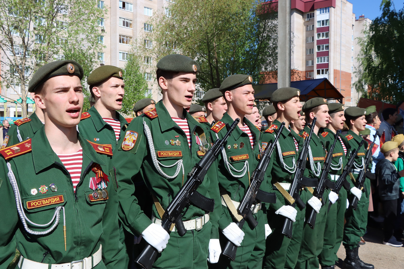 В Стерлитамаке прошли личные парады для ветеранов