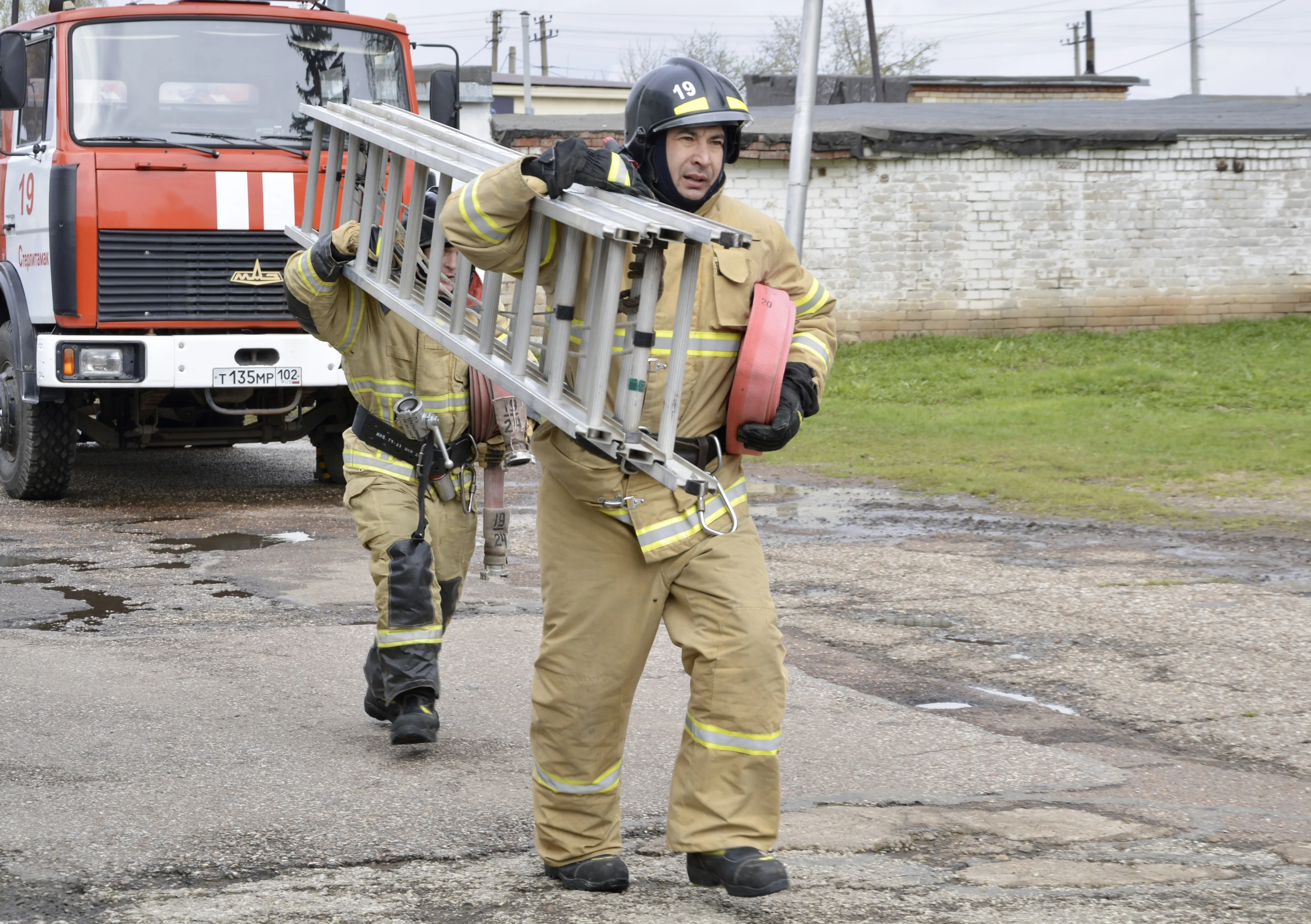 В Стерлитамаке состязались пожарные дружины