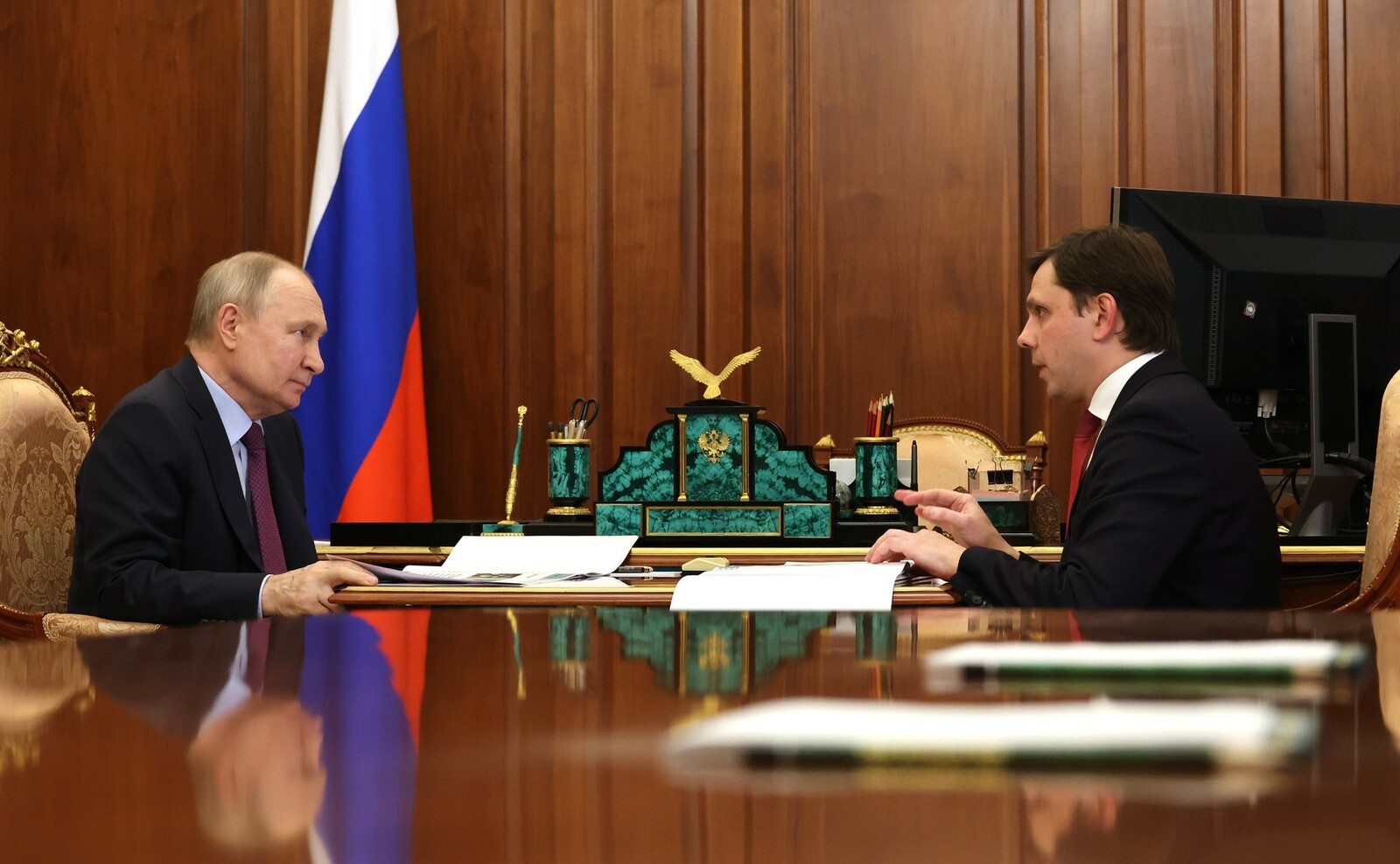 Владимир Путин провёл рабочую встречу с губернатором Орловской области Андреем Клычковым.