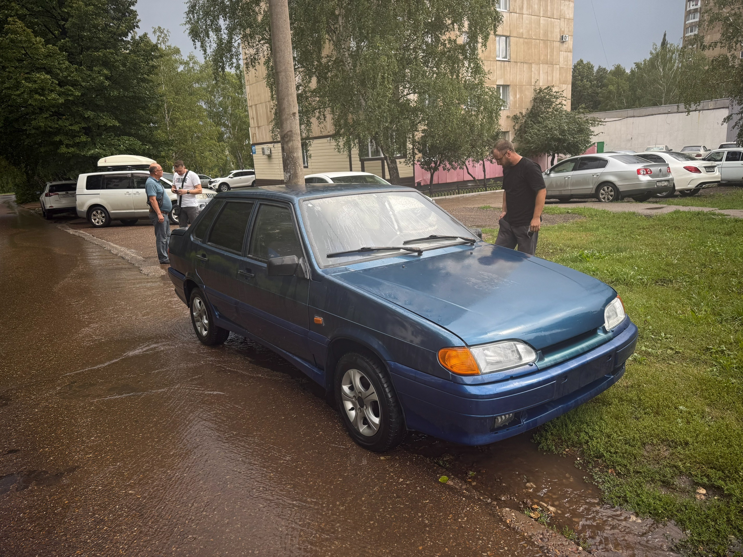 Неравнодушный житель Стерлитамака передал в зону СВО автомобиль