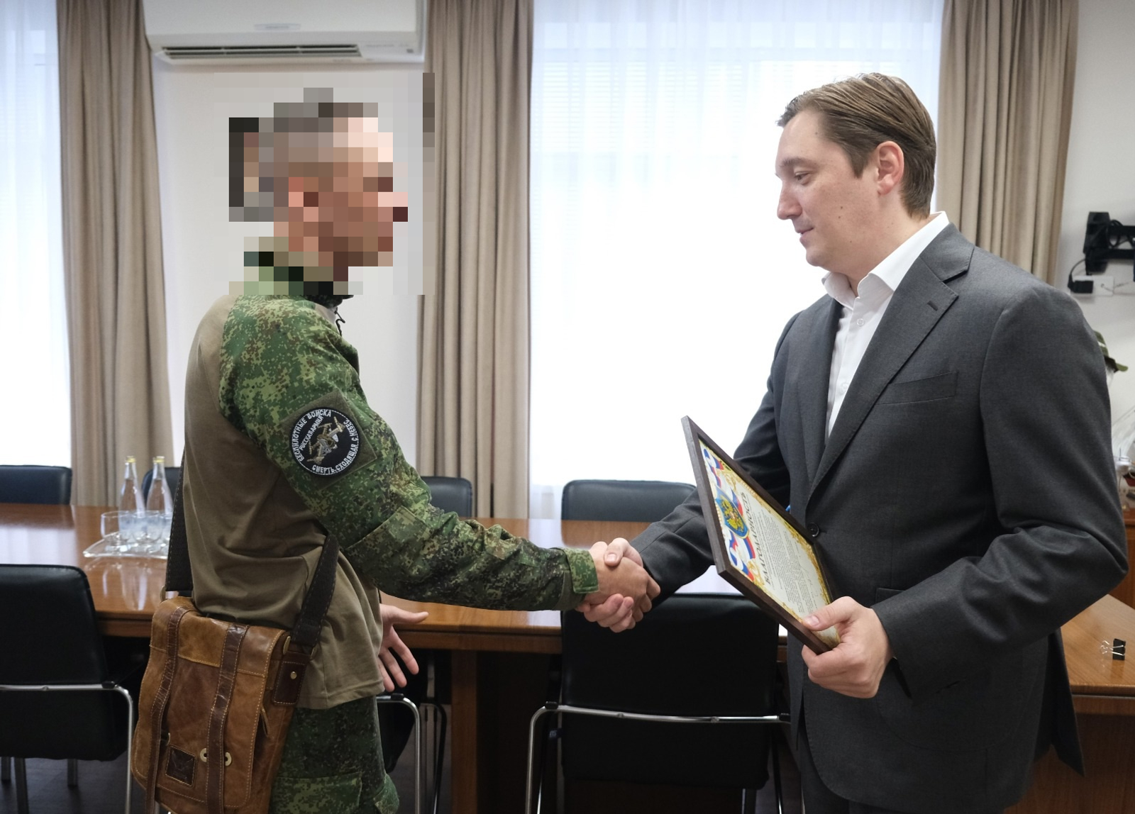 Глава администрации Стерлитамака передал дроны и детекторы участнику  СВО