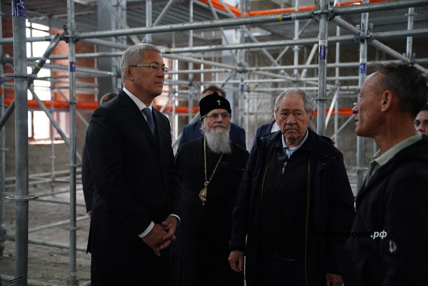 В Башкирии обсудили, как проходит возведение Воскресенского кафедрального собора