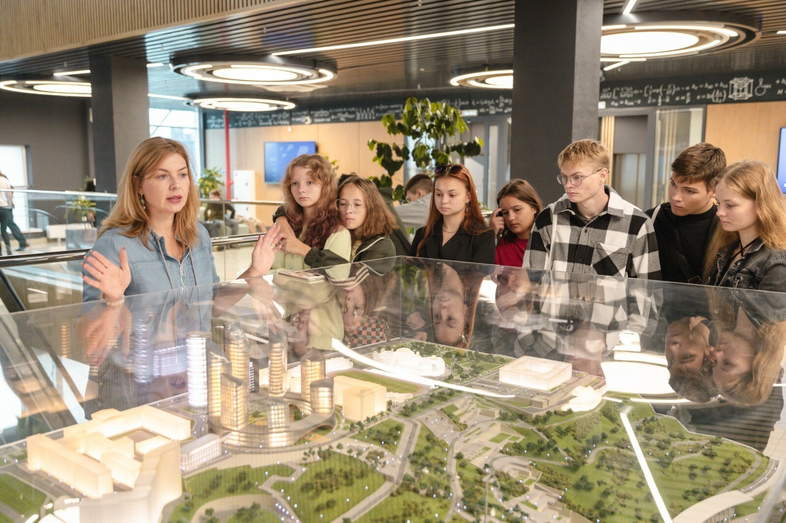 Межвузовском кампус в столице Башкирии посетили школьники из Запорожья