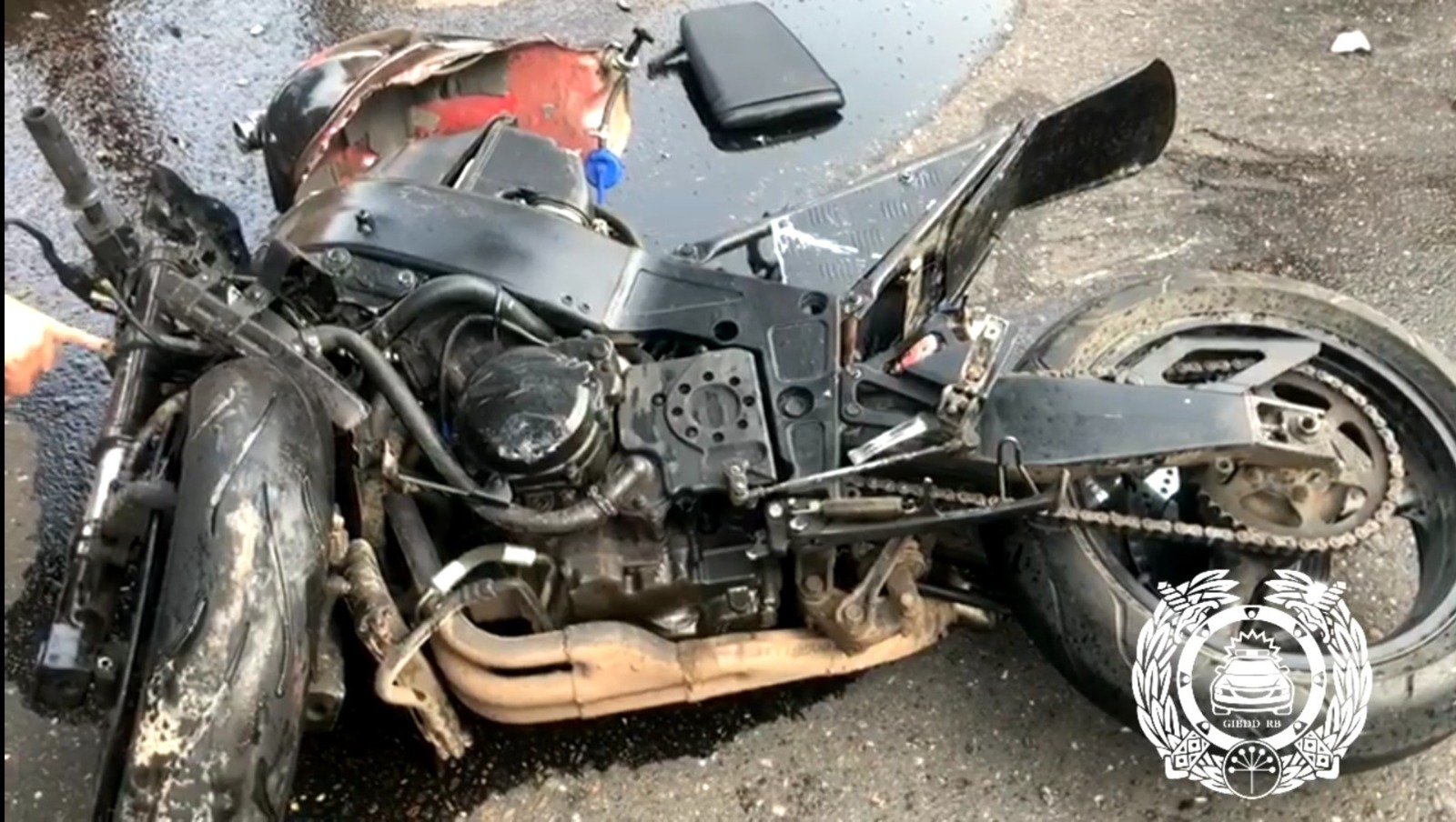 В Стерлитамаке мотоциклист столкнулся с легковым автомобилем