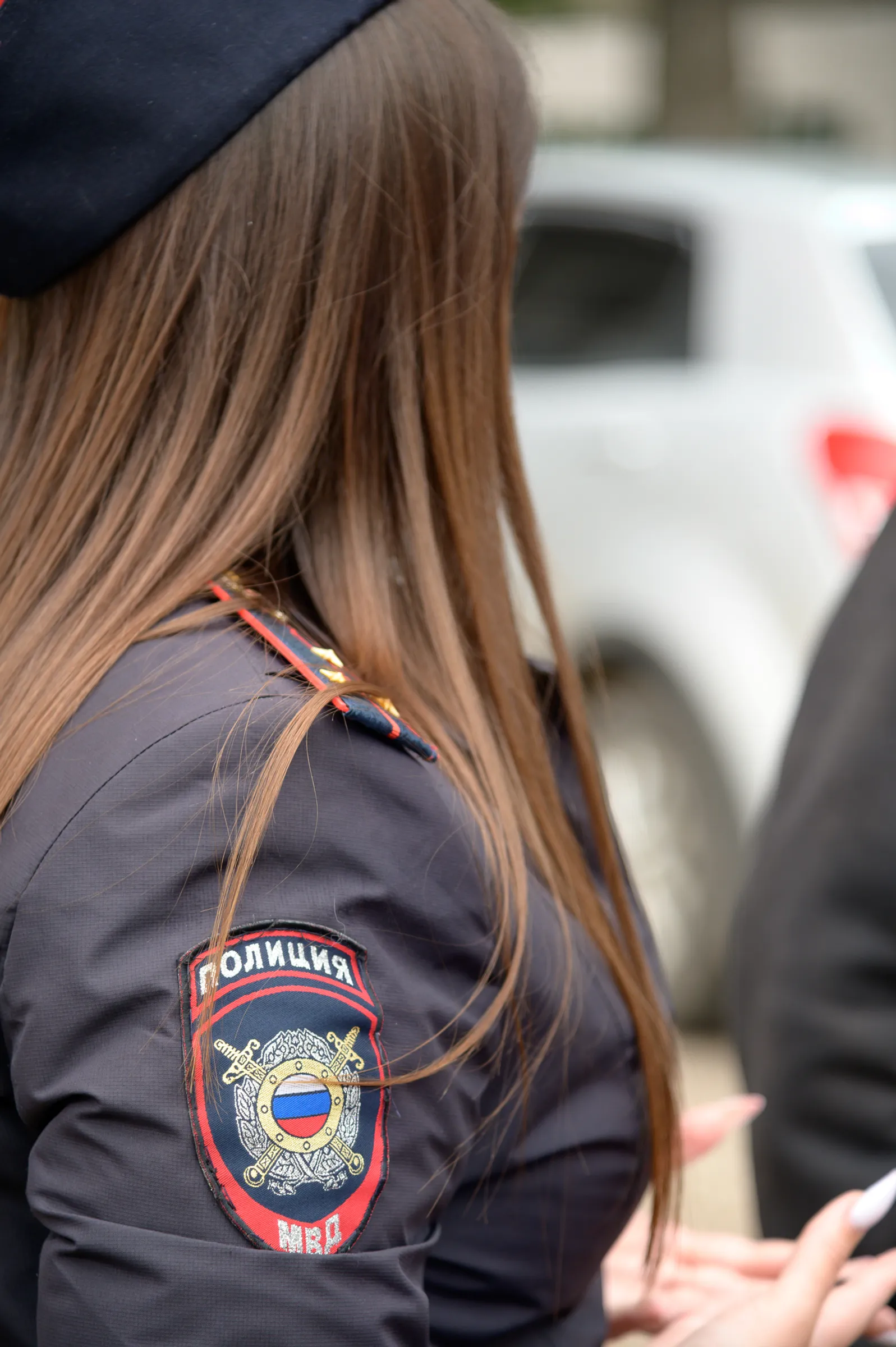 В центре внимания — подростки на дороге