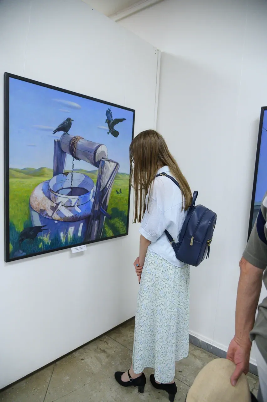 Выставки - в подарок  любимому городу