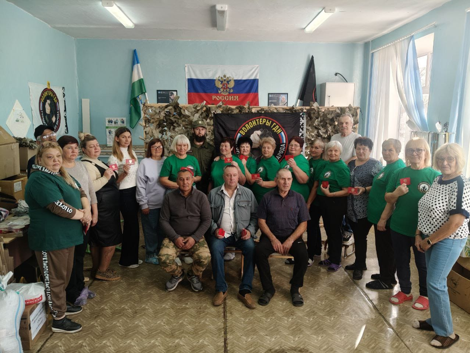 Волонтёрам группы " Путь к Победе " посёлка  Шахтау нужна поддержка