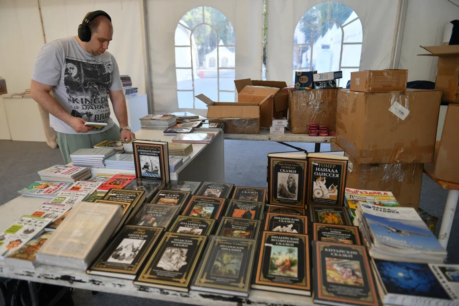 В Уфе стартовал первый день книжной ярмарки «Китап-Байрам»