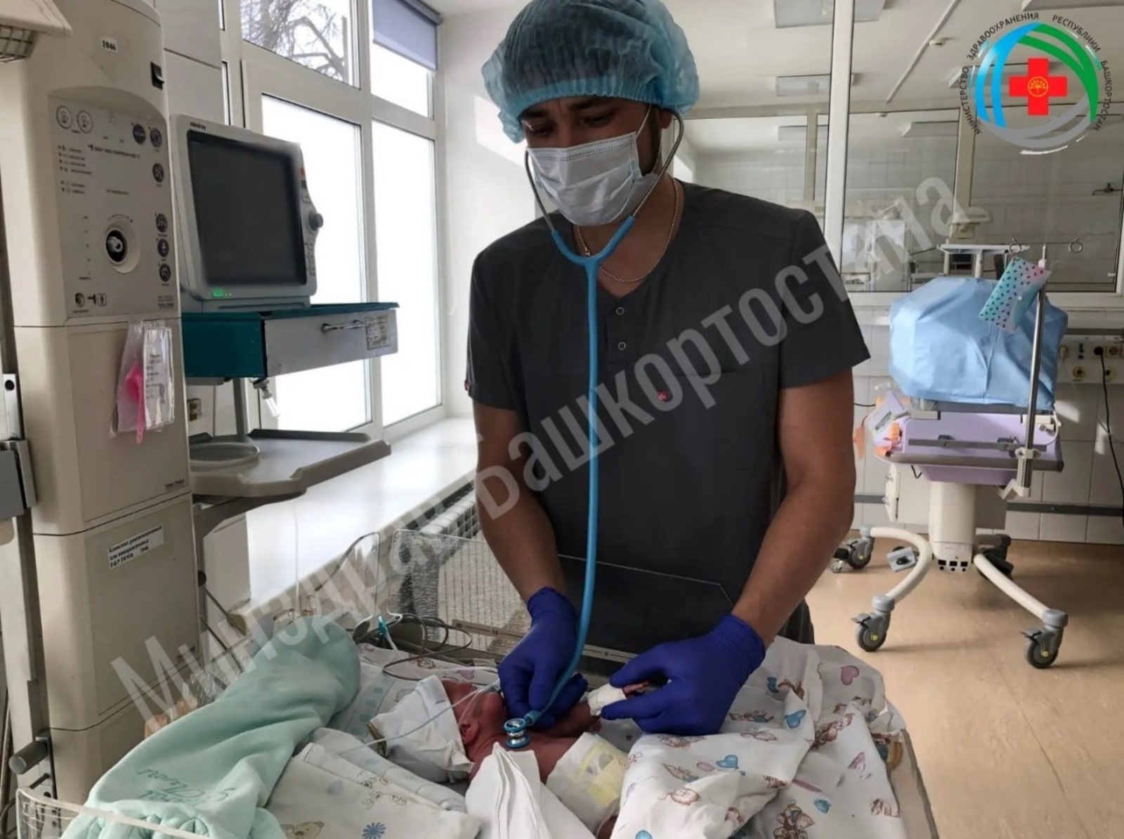 В Башкирии выходили малышку с экстремально низким весом