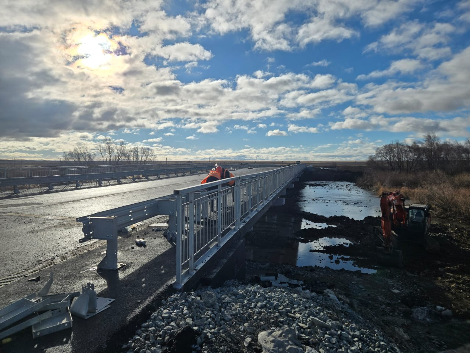 В Башкортостане строительная готовность моста через реку Таналык составила 95 %