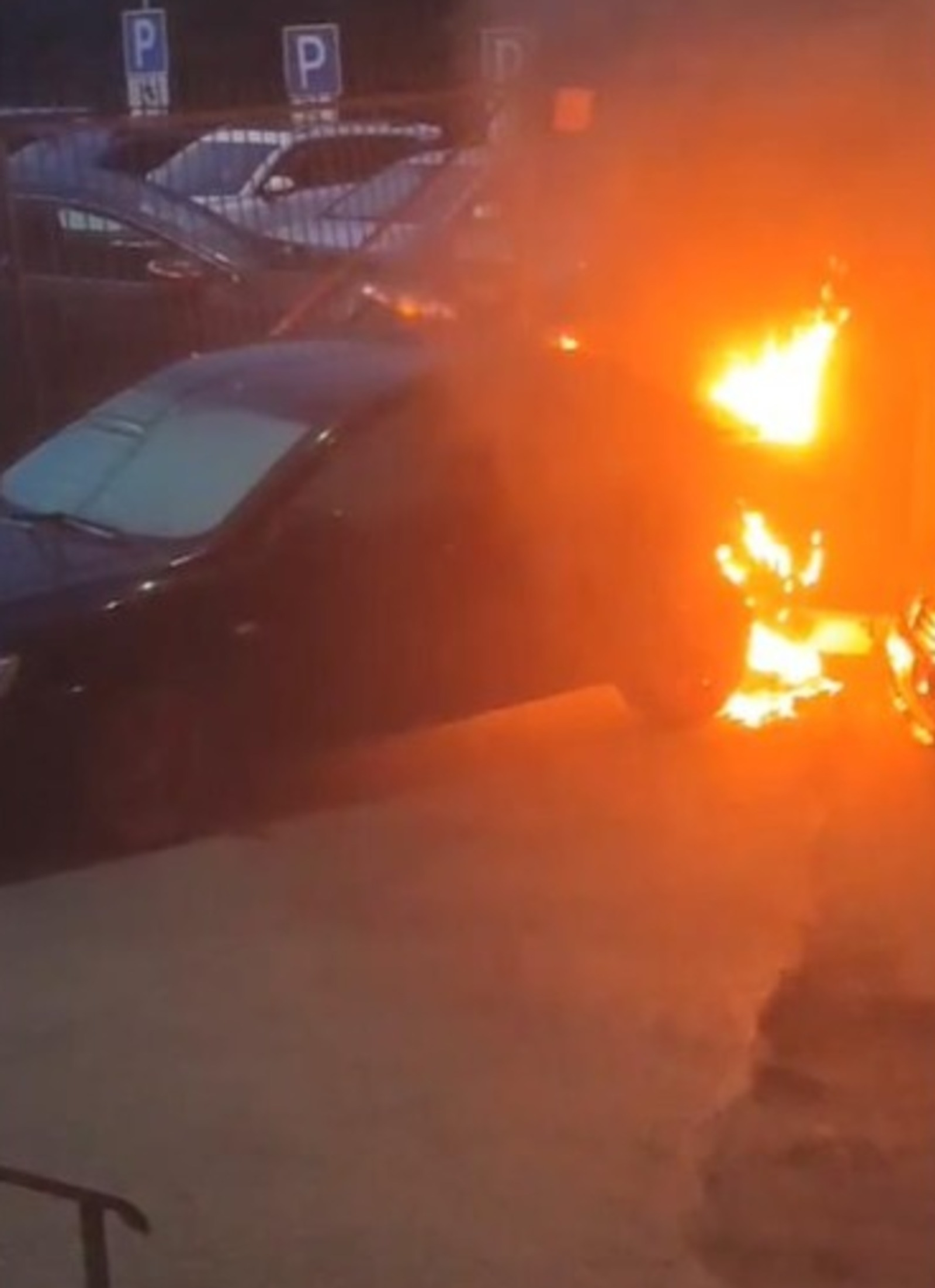 В Башкирии  ревнивец сжег машину бывшей возлюбленной