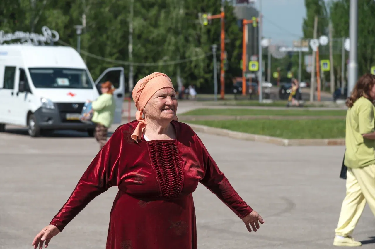 Чтобы были здоровыми семьи!