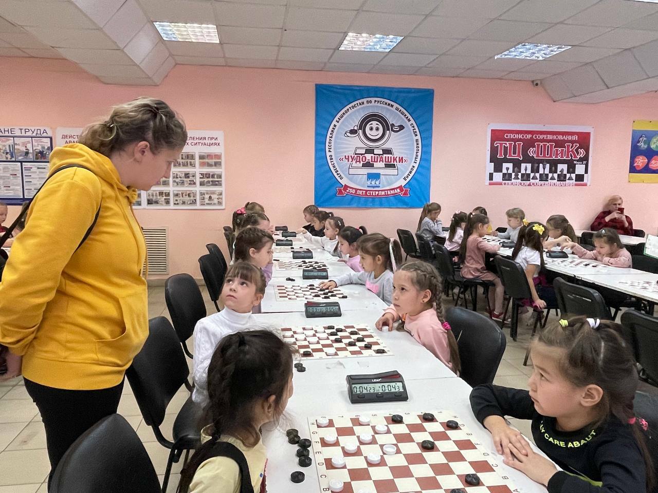 В детско-юношеской спортивной школе №2 прошёл Кубок города по русским шашкам среди дошкольных образовательных учреждений
