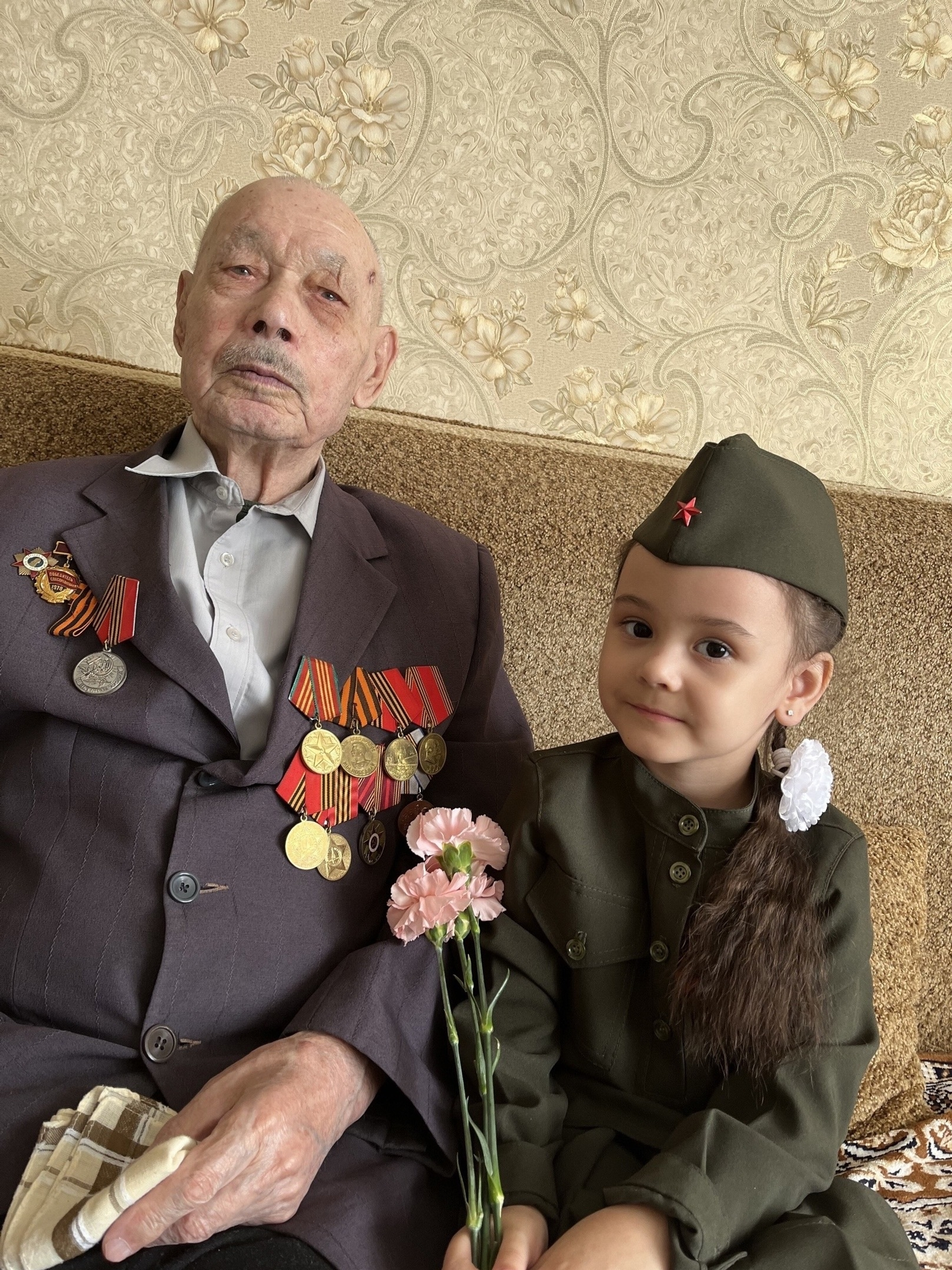 Приём заявок на конкурс ко Дню Победы завершён