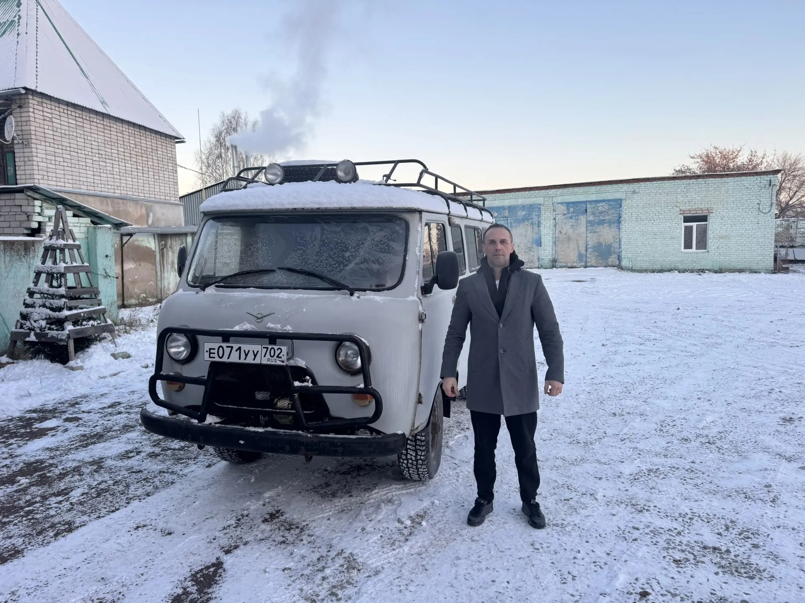 В Стерлитамаке передали автомобиль участнику специальной военной операции