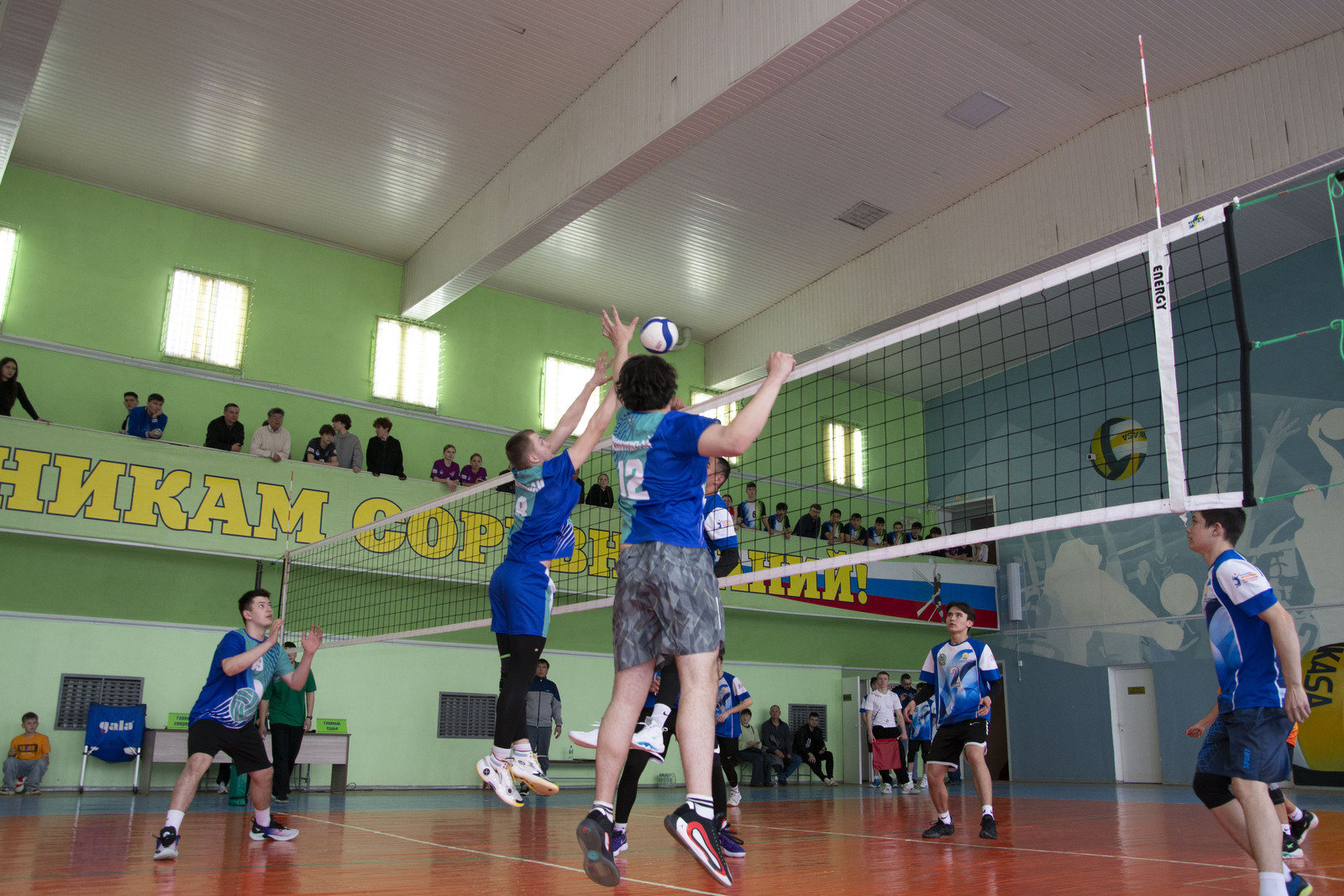 В Стерлитамаке прошёл республиканский  турнир по волейболу
