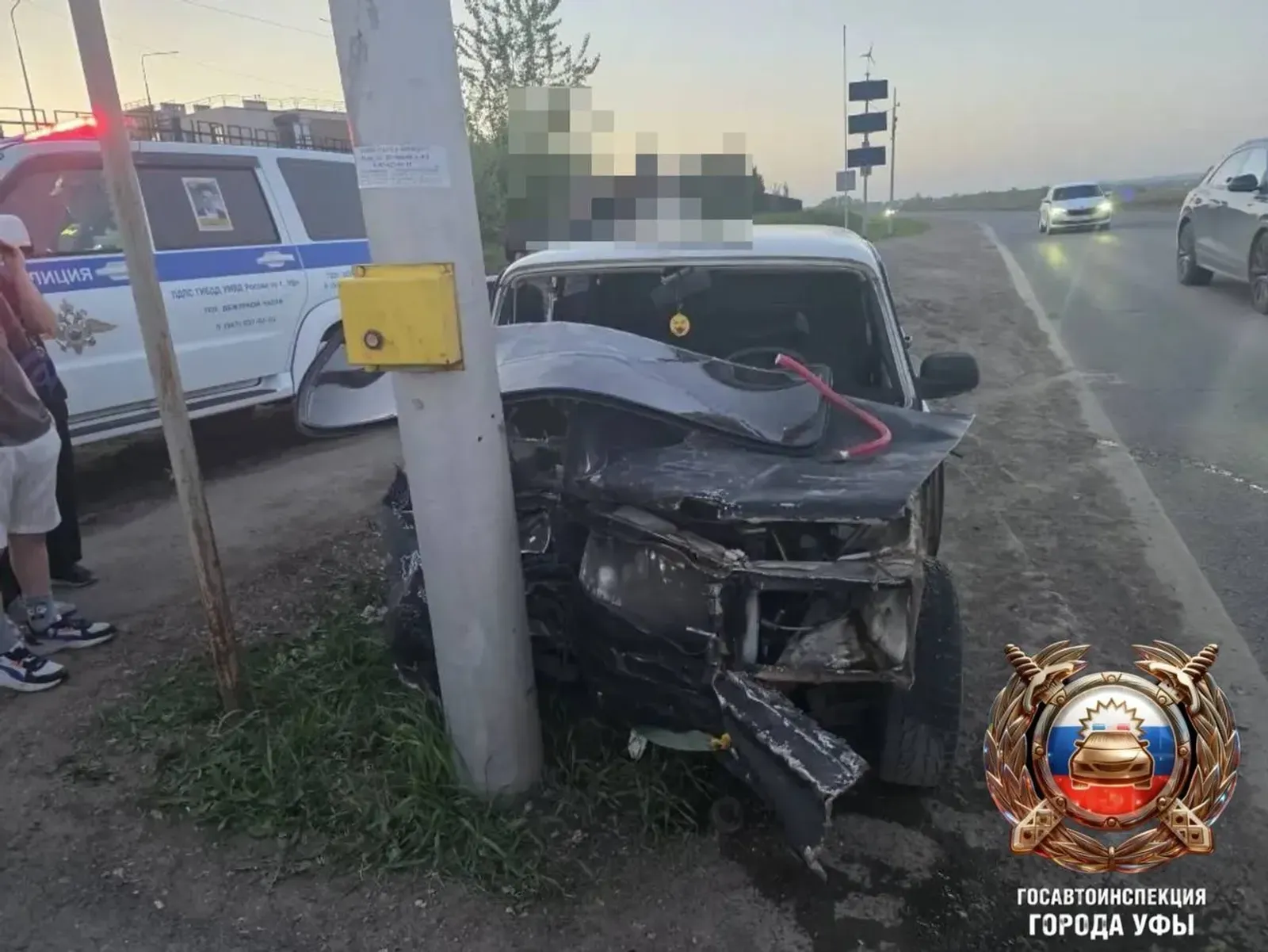 В Башкирии  подросток на легковушке врезался в светофор