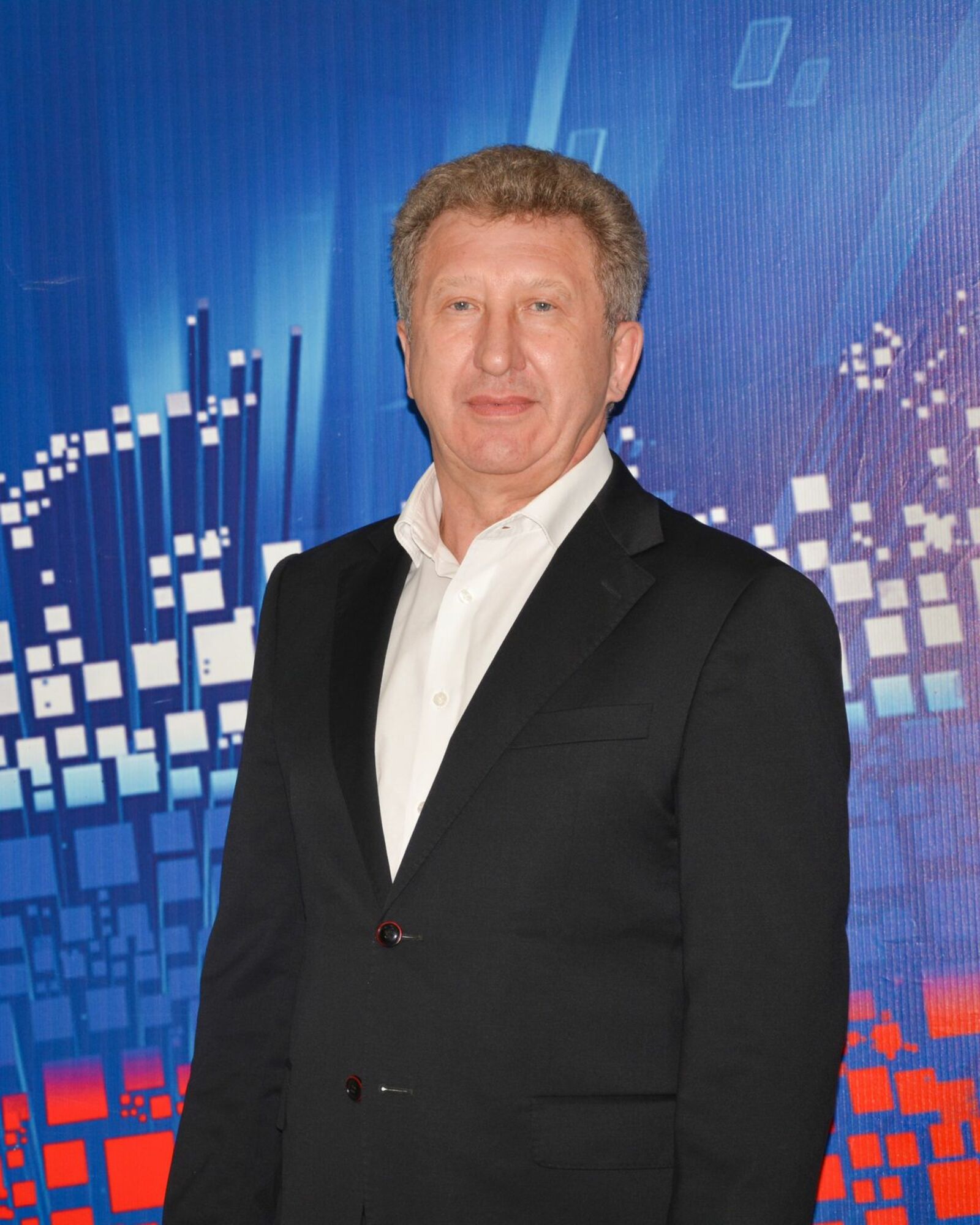 О молодости, зрелости, инженерном мышлении и больших задачах