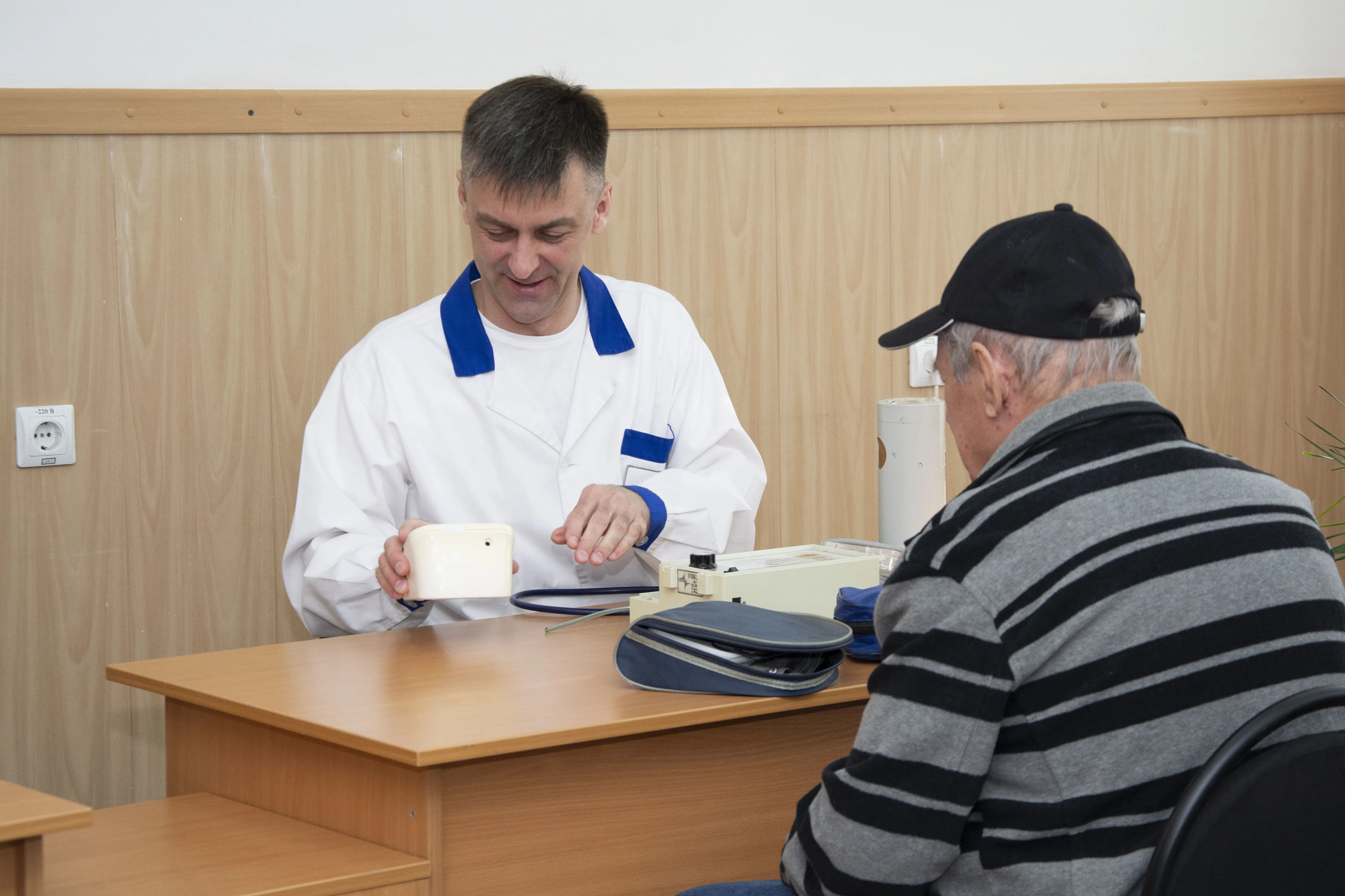 В Стерлитамаке проходит акция по проверке тонометров