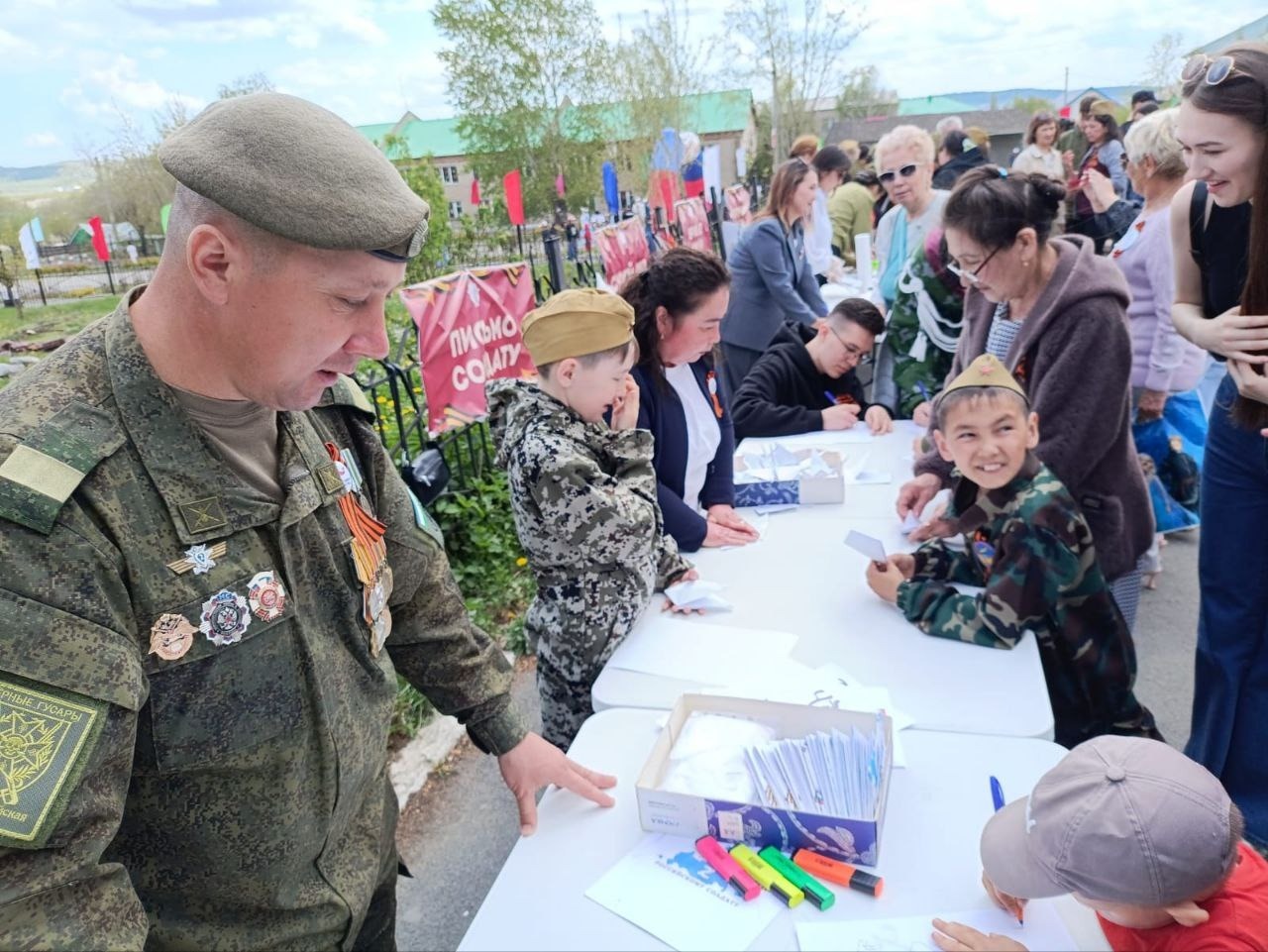 Подопечные фонда «Защитники Отечества» приняли участие в праздновании Дня Победы