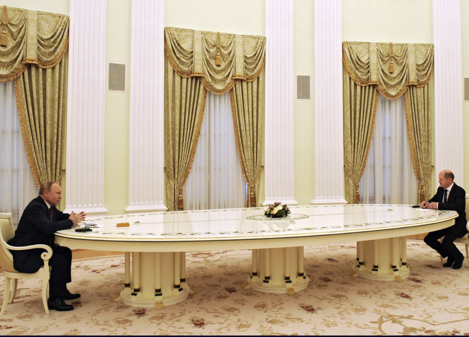 Переговоры Владимира Путина  с Федеральным канцлером Германии Олафом Шольцем
