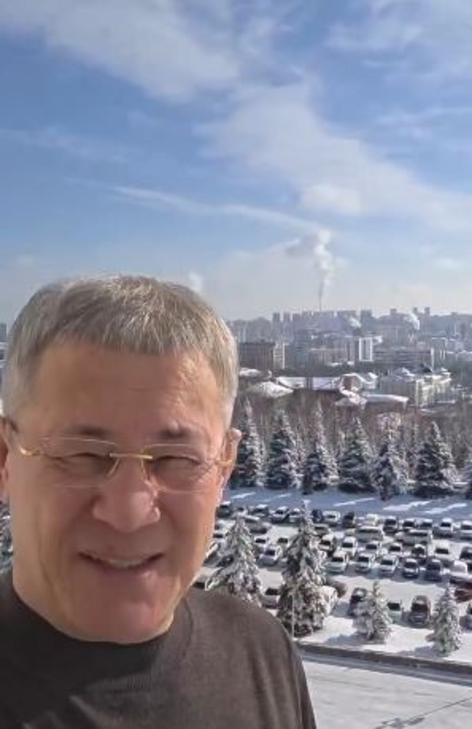 Радий Хабиров поделился настроением в преддверии 8 марта